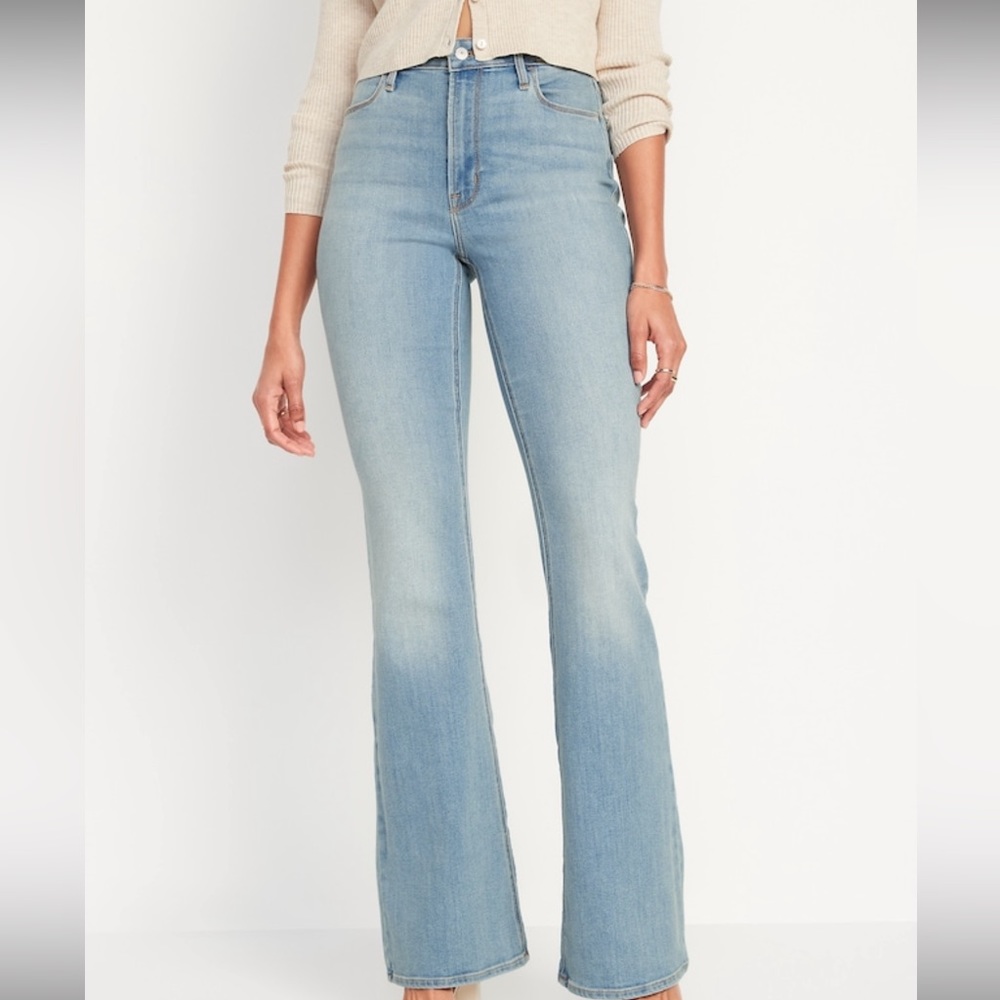 High waisted Wow Flare Jeans - Old Navy